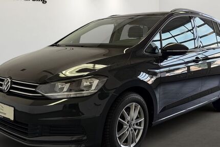 VW Touran 74.500 km 23.990 € Erding 85435