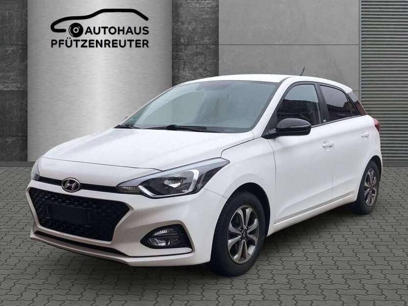 i20