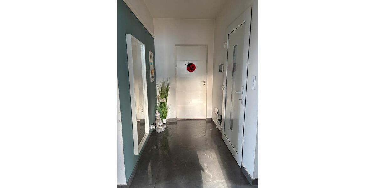 Einfamilienhaus Gründau - 5 Zimmer, 145 m&sup2;, 545.000&euro; | Angebot:27092576