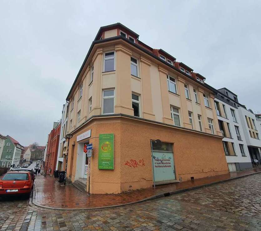 Wohnung zum Mieten in Rostock 816 € 68 m²