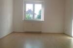 SEHR RUHIGE LAGE !! Sonnige -helle 2 Zimmerwohnung für Single oder Pärchen !! Tageslichtbad mit Wanne Laminatböden PKW-Stellplatz