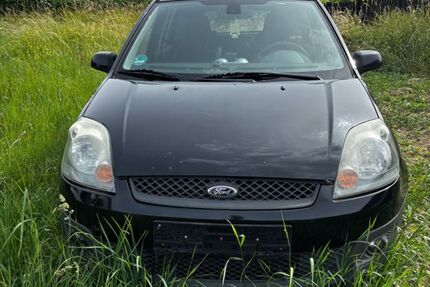 Ford Fiesta 262.000 km 1.140 &euro; wörrstadt 55286