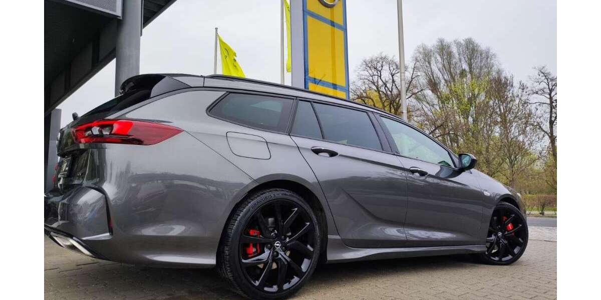 Opel Insignia 27.604 km 33.490 &euro; Zossen 15806