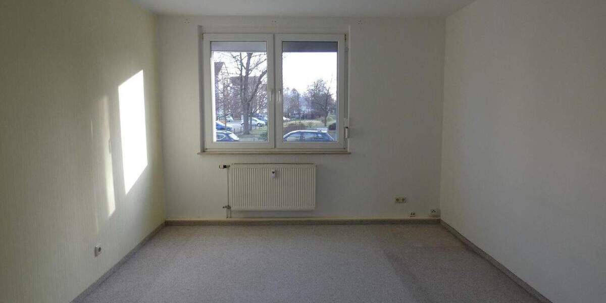 Etagenwohnung Hoyerswerda - 3 Zimmer, 73 m&sup2;, 87.500&euro; | Angebot:25705314