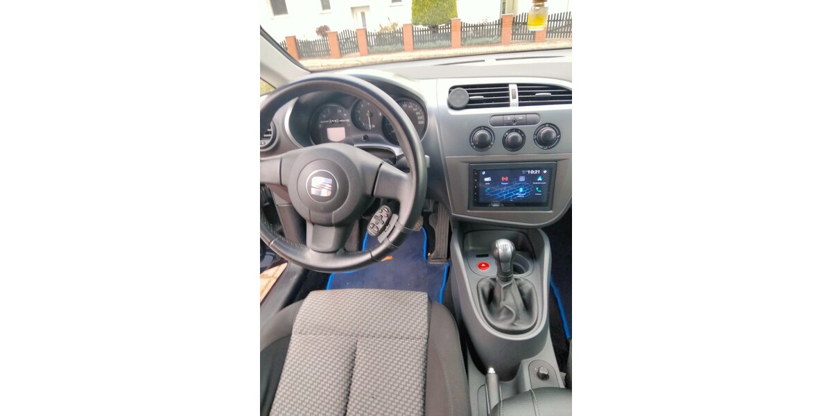 Seat Leon 165.100 km 3.600 &euro; Senftenberg 01968