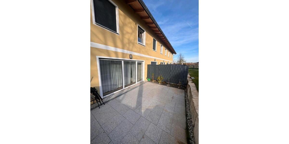 Terrassenwohnung Landau an der Isar - 4 Zimmer, 115 m&sup2;, 1.240&euro; | Angebot:25553055