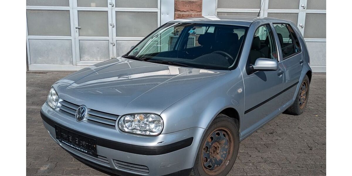 VW Golf 176.000 km 650 &euro; Cölbe-Bernsdorf 35091