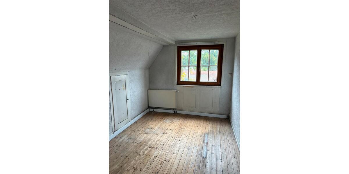 Einfamilienhaus Niefern-Öschelbronn Öschelbronn - 4 Zimmer, 120 m&sup2;, 120.000&euro; | Angebot:26327587