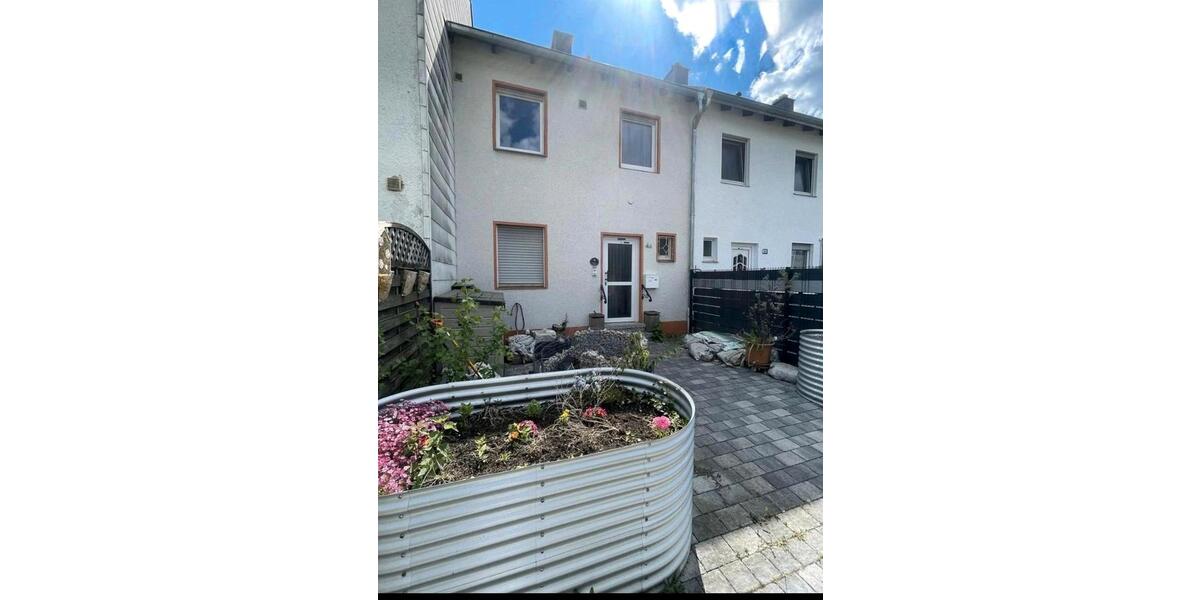Reihenhaus Rodalben - 7 Zimmer, 131 m&sup2;, 119.000&euro; | Angebot:26891558