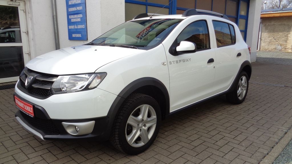 Dacia Sandero 58.835 km 8.350 &euro; Aschersleben 06449