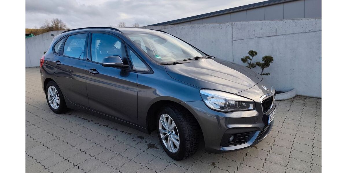 BMW 218 Active Tourer 126.000 km 13.499 &euro; Dürrlauingen 89350