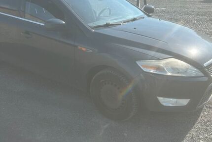 Ford Mondeo 345.000 km 700 &euro; Glauburg 63695
