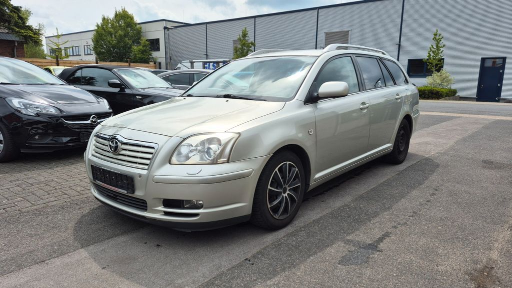 Toyota Avensis 240.000 km 1.999 &euro; Rheinberg 47495