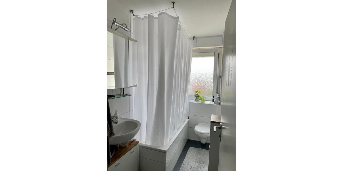 Hochparterre Würzburg Sanderau - 4 Zimmer, 88 m&sup2;, 310.000&euro; | Angebot:26255147