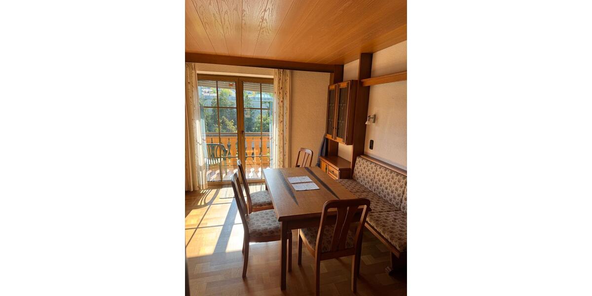 Doppelhaushälfte Pfarrkirchen - 7 Zimmer, 160 m&sup2;, 1.500&euro; | Angebot:26527520