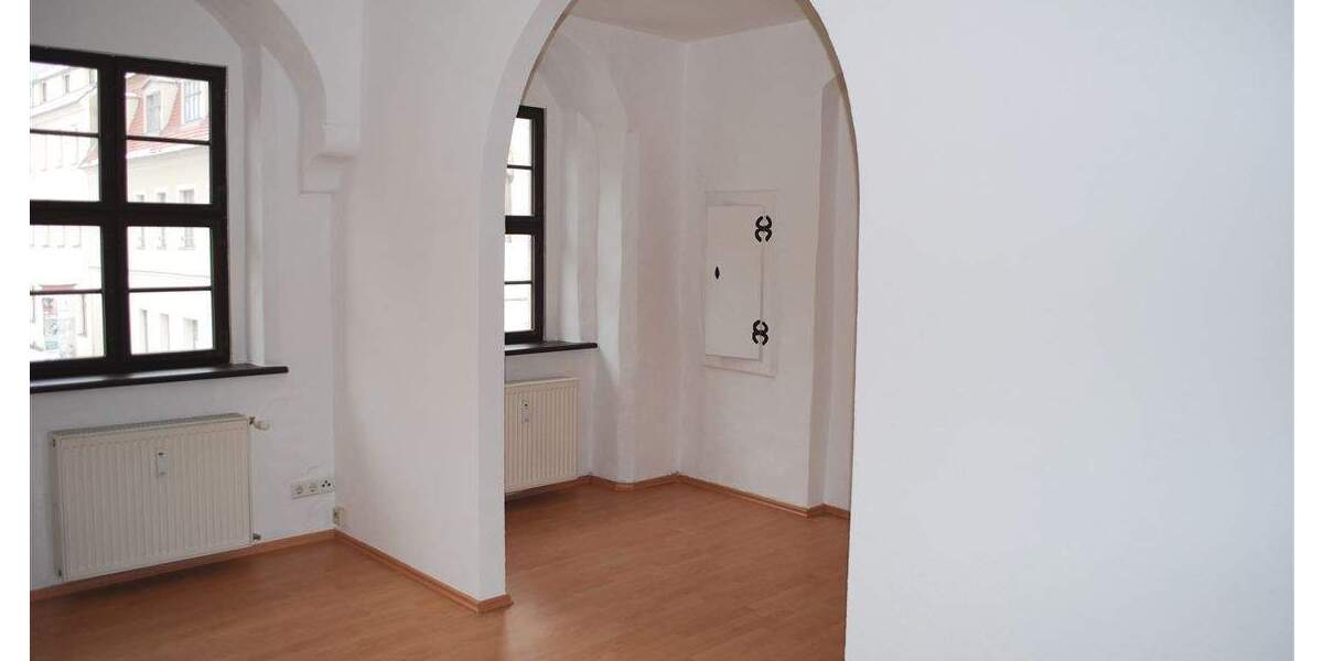 Mehrfamilienhaus, Wohnhaus Torgau - 8 Zimmer, 200 m&sup2;, 250.000&euro; | Angebot:25877304