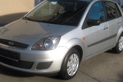 Ford Fiesta 100.000 km 3.799 &euro; Leipzig 04347