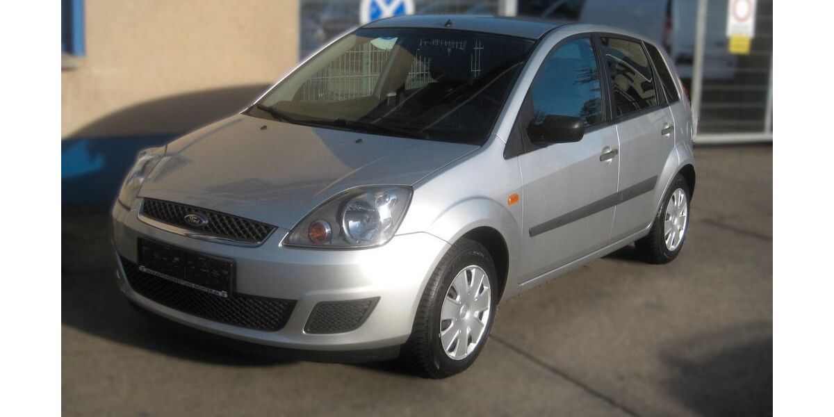 Ford Fiesta 100.000 km 3.799 &euro; Leipzig 04347