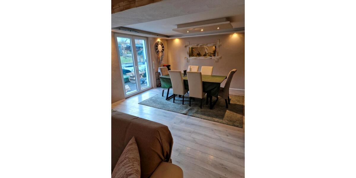 Einfamilienhaus Kaiserslautern Bahnheim - 2 Zimmer, 90 m&sup2;, 1.100&euro; | Angebot:26249148