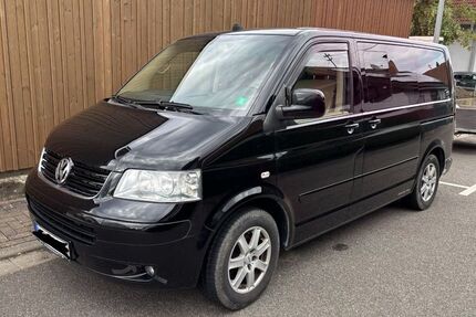 VW T5 Multivan 230.000 km 7.300 &euro; Rohrbach 76865