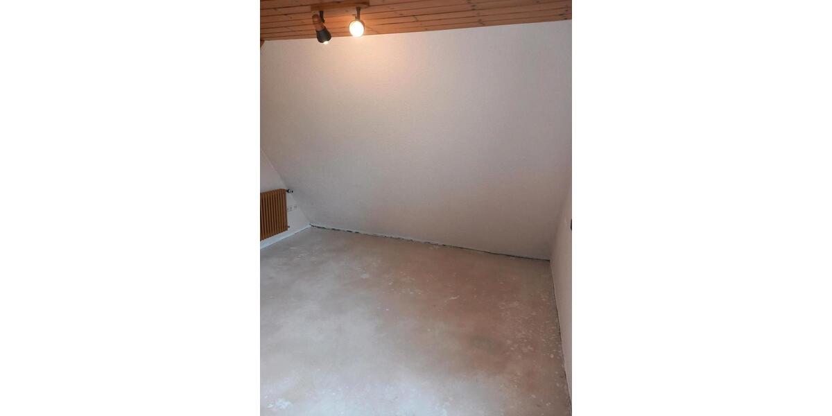 Dachgeschoss Wohnung 83 m2 4,5 Zimmer 4.5 zimmer