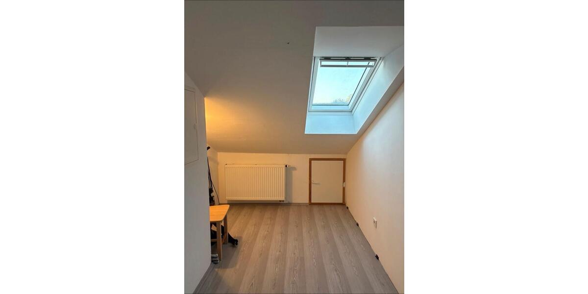Dachgeschoßwohnung Schortens - 1.5 Zimmer, 50 m&sup2;, 460&euro; | Angebot:26392516