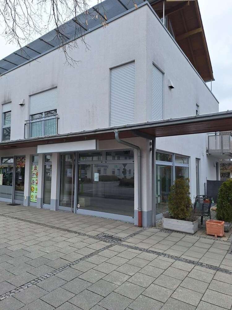 Einzelhandel in Haar 1.400 € 56.7 m²