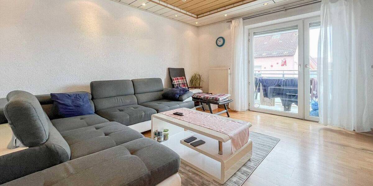 Etagenwohnung Augsburg Oberhausen - 3 Zimmer, 62 m&sup2;, 230.000&euro; | Angebot:26695491