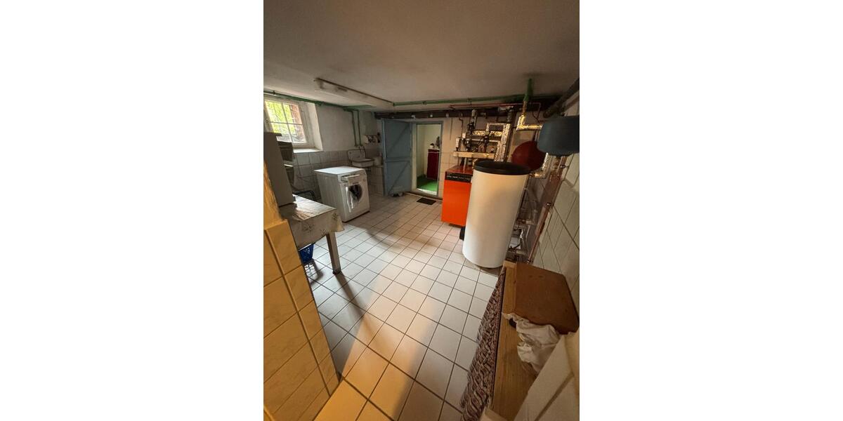 Reihenhaus Ohrdruf - 7 Zimmer, 128 m&sup2;, 185.000&euro; | Angebot:26962381