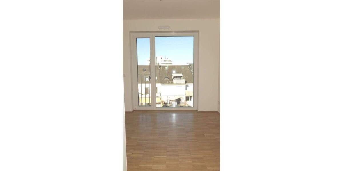 Etagenwohnung Mönchengladbach Stadtmitte - 3 Zimmer, 93 m&sup2;, 1.241&euro; | Angebot:24623556