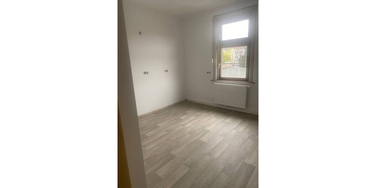 Etagenwohnung Ilmenau - 4 Zimmer, 90 m&sup2;, 702&euro; | Angebot:26274057