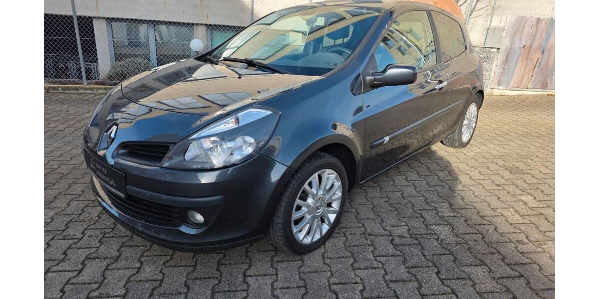 Renault Clio 181.591 km 2.999 &euro; Nufringen 71154