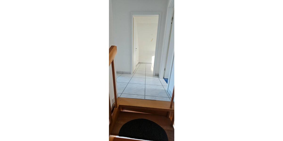 Doppelhaushälfte Wiehl - 5 Zimmer, 147 m&sup2;, 339.000&euro; | Angebot:26939537