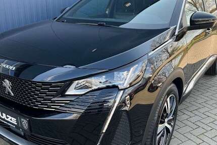 Peugeot 5008 25.502 km 29.890 € Magdeburg 39110