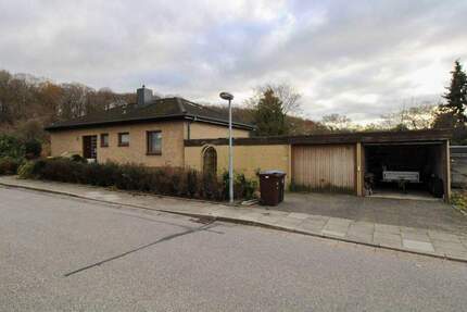 Einfamilienhaus mit Vollkeller und Sauna in Altenholz-Klausdorf - renovierungsbedürftig 4 zimmer