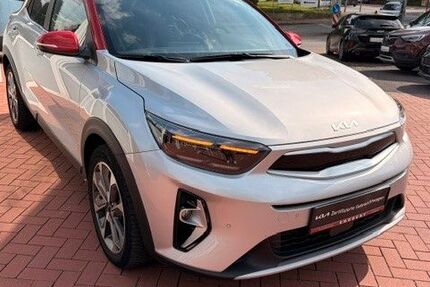 Kia Stonic 29.748 km 17.990 &euro; Datteln 45711