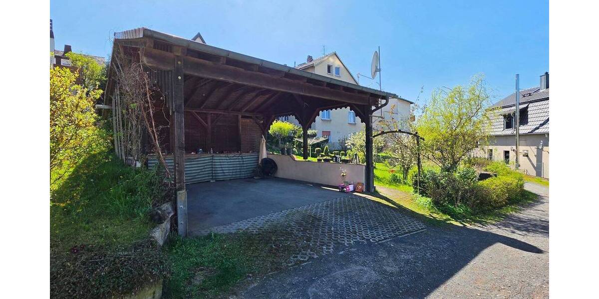 Doppelhaushälfte Rödental Einberg - 8 Zimmer, 180 m&sup2;, 235.000&euro; | Angebot:26489147