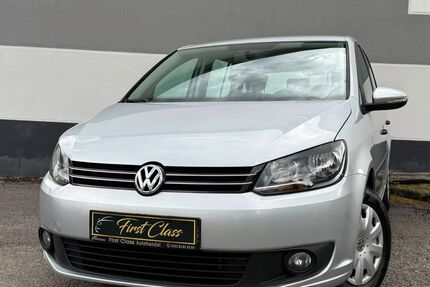 VW Touran 203.500 km 6.490 &euro; Empfingen 72186