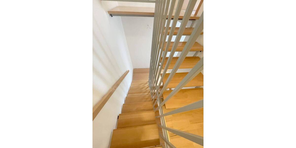 Reihenendhaus Kaiserslautern Innenstadt - 5 Zimmer, 144 m&sup2;, 1.600&euro; | Angebot:23960154