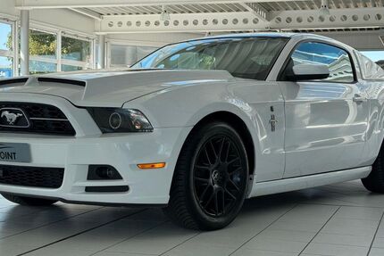 Ford Mustang 72.600 km 16.990 &euro; Neukirchen-Vluyn 47506