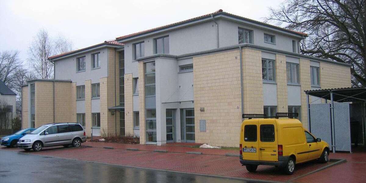Etagenwohnung Rostock Gehlsdorf - 4 Zimmer, 93 m&sup2;, 1.070&euro; | Angebot:27121034