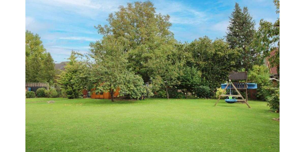 Freistehendes Einfamilienhaus mit großem Garten und Top-Potenzial zur flexiblen Nutzung 8 zimmer