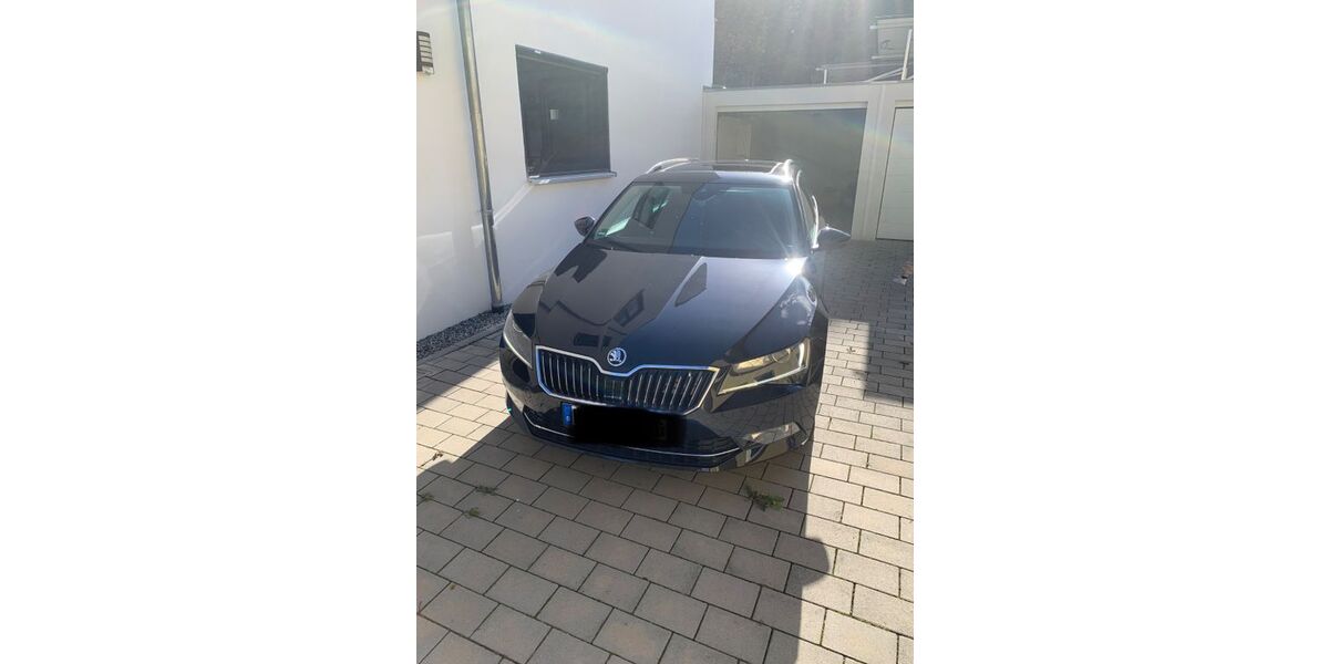 Skoda Superb 124.000 km 19.999 &euro; Kirchardt 74912