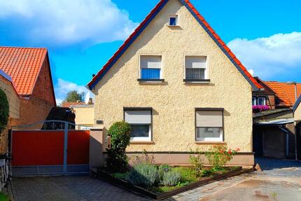 Einfamilienhaus mit Nebengelass zimmer