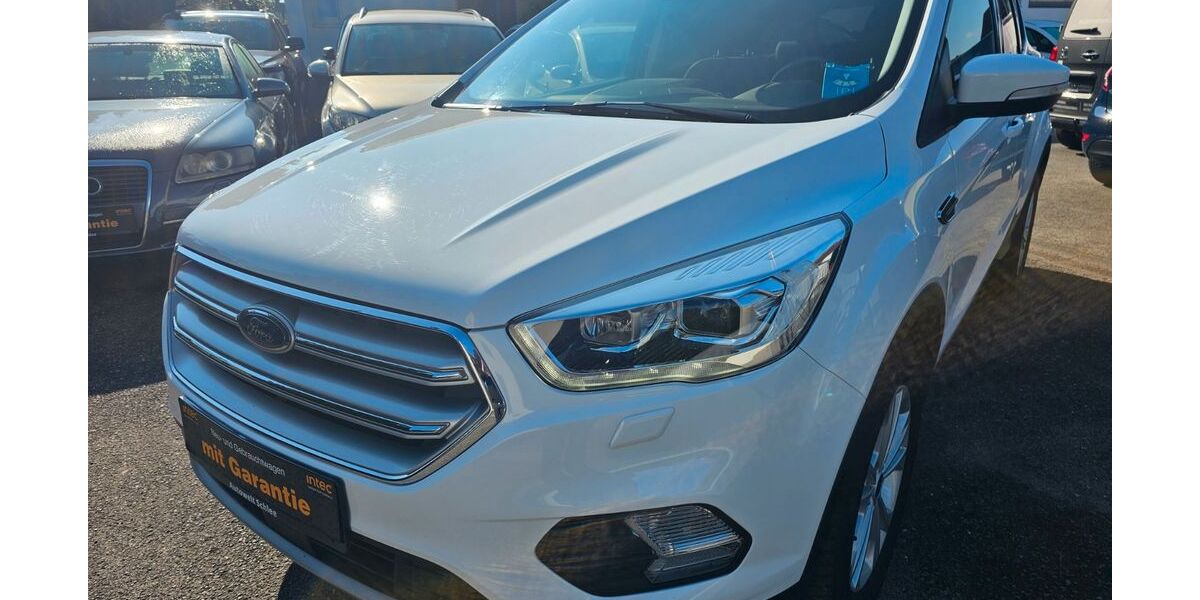 Ford Kuga 49.999 km 15.599 &euro; Knetzgau 97478