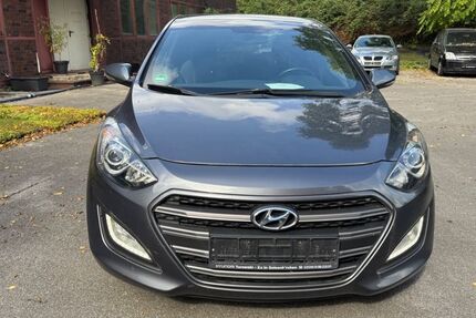 Hyundai i30 134.000 km 9.599 € Gelsenkirchen 45879