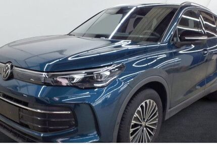 VW Tiguan 27.506 km 33.888 &euro; Berlin 10709