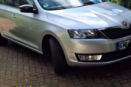 Skoda Rapid 21.487 km 9.900 € Waltershausen 99880