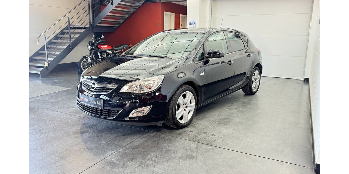 Opel Astra Design Edition 1.6 2.Hand Klimaanlage 119.980 km 6.220 &euro; Lich 35423
