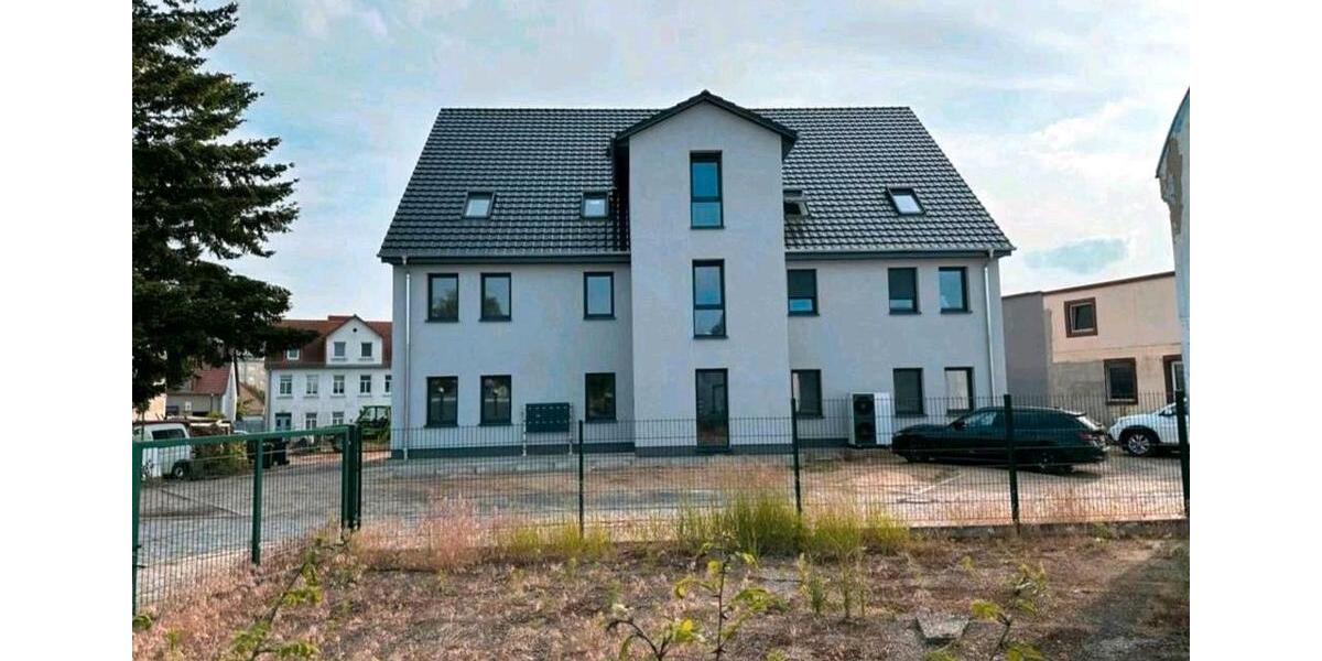 Etagenwohnung Mirow - 3 Zimmer, 88 m&sup2;, 880&euro; | Angebot:26255931